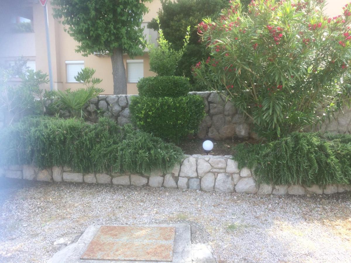 Botic Apartments シロ エクステリア 写真